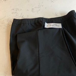 Woman’s Black Slacks.. “Bend Over” size 32W Brand New with Tags